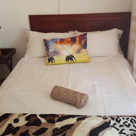 Umhlanga Rocks Old N New Bed & Breakfast מראה חיצוני תמונה